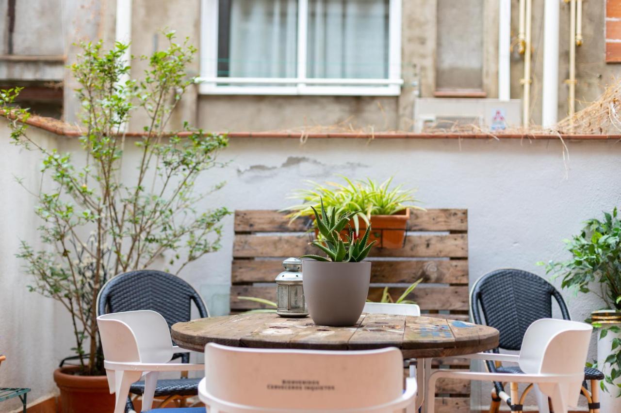Aparteasy - Central Gracia Apartments Barcelona Exterior photo